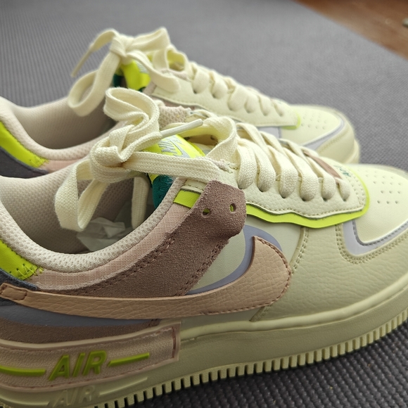 Nike Air Force 1 Shadow Cachemire Women size 7 Multicolor - Picture 4 of 4